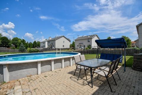 1768 Barnett Ln, Bartlett, IL 60103 photo 23