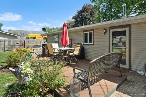 8 Hampton Rd, Montgomery, IL 60538 photo 23