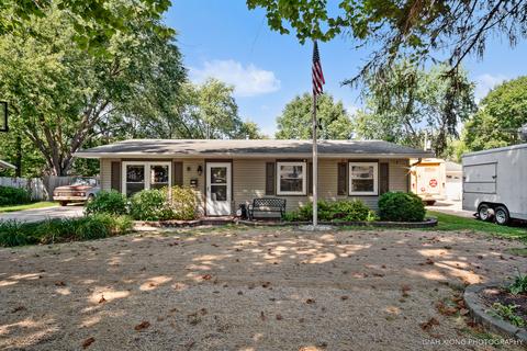 8 Hampton Rd, Montgomery, IL 60538 photo 1