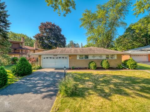 1419 E Thayer St, Mount Prospect, IL 60056 photo 1
