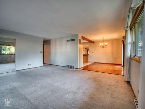 1419 E Thayer St, Mount Prospect, IL 60056 photo 8