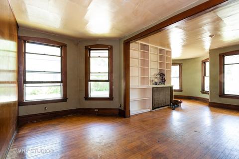 472 N Spring St, Elgin, IL 60120 photo 5