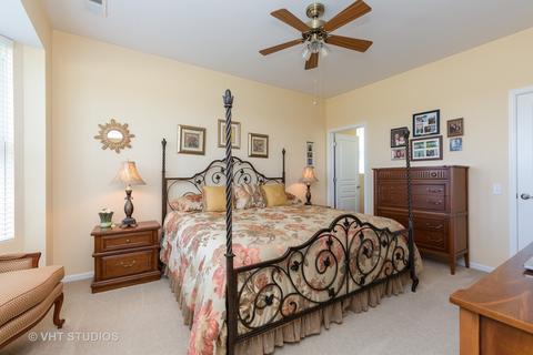 2807 Edgewater Dr, Elgin, IL 60124 photo 16