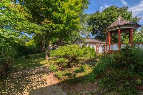 520 S Division St, Chenoa, IL 61726 photo 39