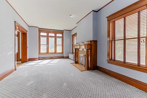520 S Division St, Chenoa, IL 61726 photo 4