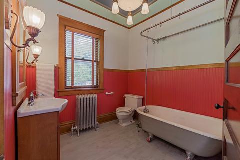 520 S Division St, Chenoa, IL 61726 photo 30