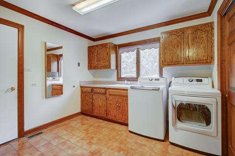 2 Saddle Ct, Burr Ridge, IL 60527 photo 24