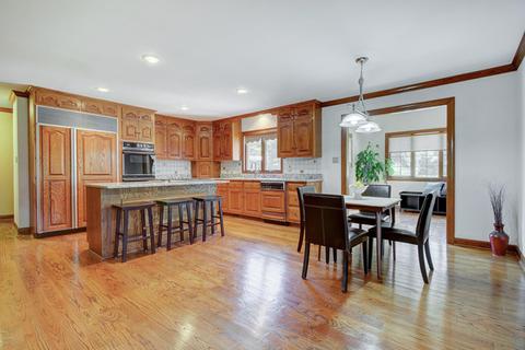 2 Saddle Ct, Burr Ridge, IL 60527 photo 17