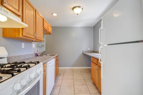 10 Wach Dr, Bloomington, IL 61701 photo 7