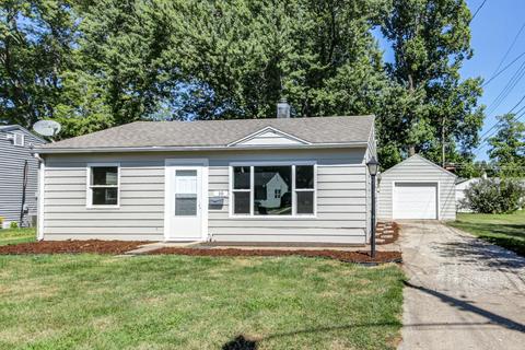 10 Wach Dr, Bloomington, IL 61701 photo 1