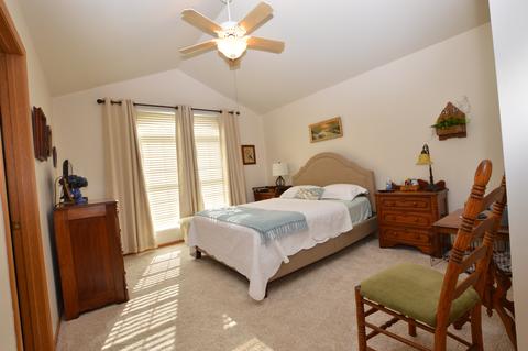1830 Pine St, Mchenry, IL 60051 photo 13