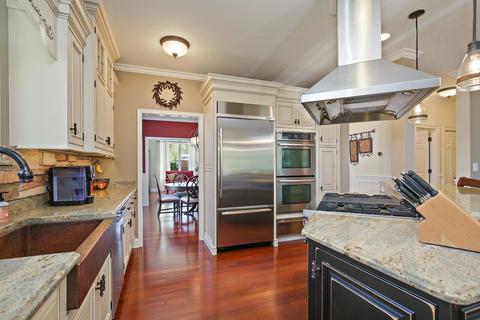 1450 Blume Dr, Elgin, IL 60124 photo 13