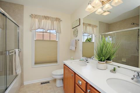 1450 Blume Dr, Elgin, IL 60124 photo 29