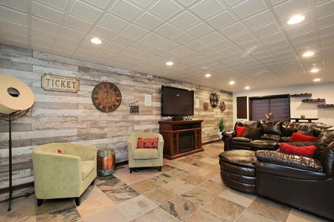 1450 Blume Dr, Elgin, IL 60124 photo 36