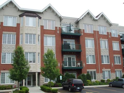 620 Mchenry Rd #203, Wheeling, IL 60090 photo 1