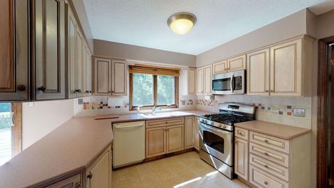 6107 Chickaloon Dr, Mchenry, IL 60050 photo 12