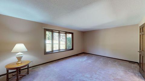 6107 Chickaloon Dr, Mchenry, IL 60050 photo 8