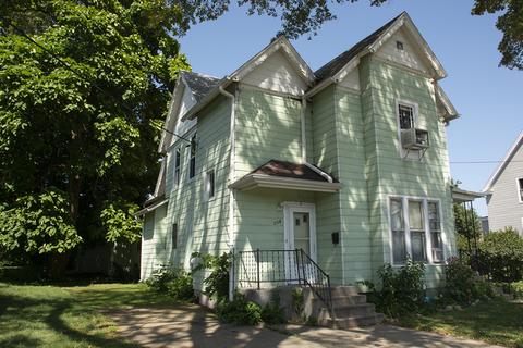 206 W Wall St, Morrison, IL 61270 photo 1