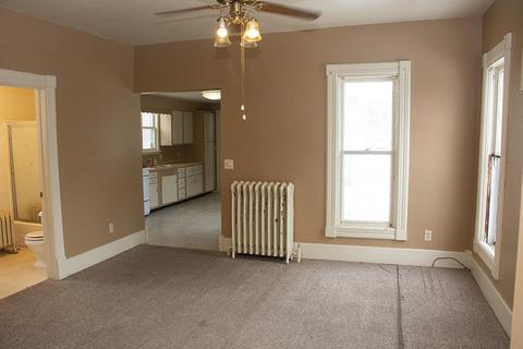 206 W Wall St, Morrison, IL 61270 photo 12