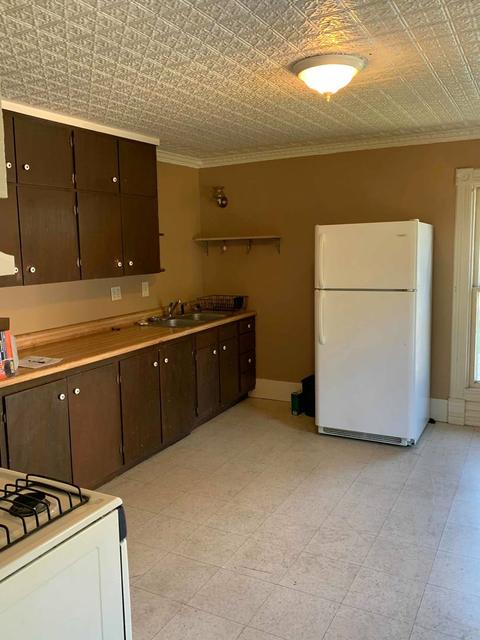 206 W Wall St, Morrison, IL 61270 photo 4