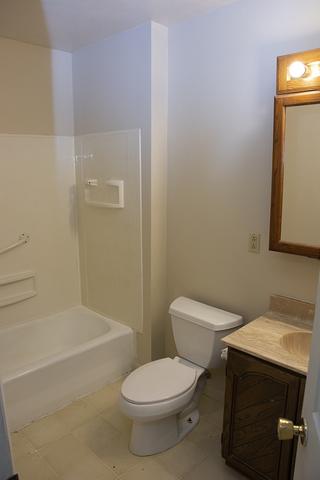 206 W Wall St, Morrison, IL 61270 photo 17