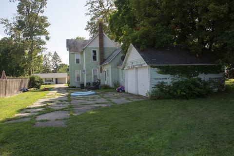 206 W Wall St, Morrison, IL 61270 photo 3