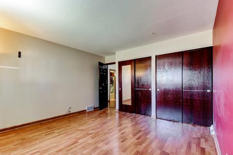 9275 Cedar Ln, Des Plaines, IL 60016 photo 15