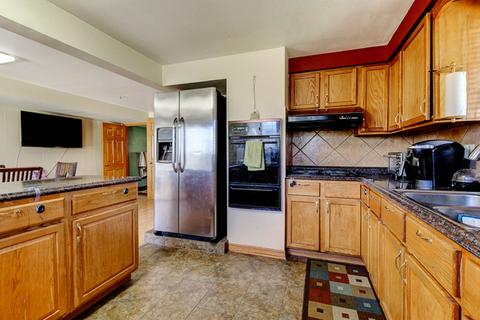 9275 Cedar Ln, Des Plaines, IL 60016 photo 8