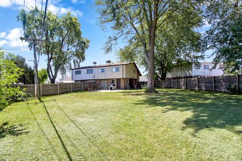 9275 Cedar Ln, Des Plaines, IL 60016 photo 22