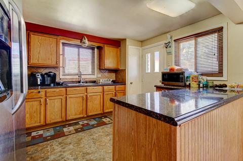9275 Cedar Ln, Des Plaines, IL 60016 photo 7
