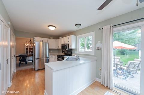 5501 W Windhaven Trl, Mchenry, IL 60050 photo 4