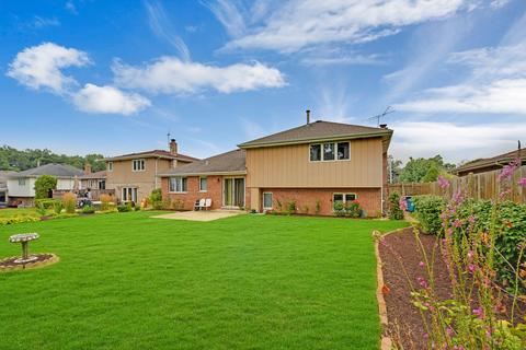 8025 Deer Path, Justice, IL 60458 photo 21