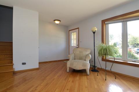 570 King Ln, Des Plaines, IL 60016 photo 6