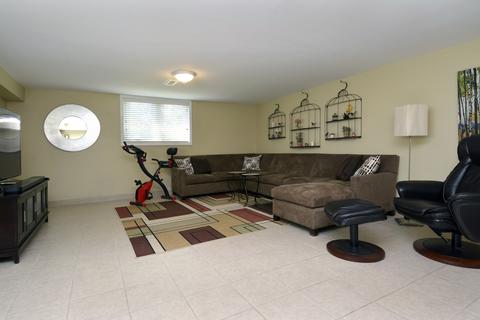 570 King Ln, Des Plaines, IL 60016 photo 22