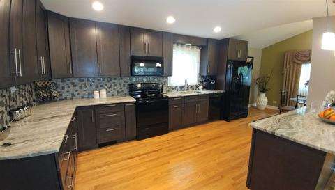 8 E Jerry Dr, Mount Prospect, IL 60056 photo 6