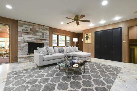 976 Oak Dr, Glencoe, IL 60022 photo 8