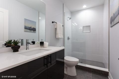4621 S Champlain Ave, Chicago, IL 60653 photo 21