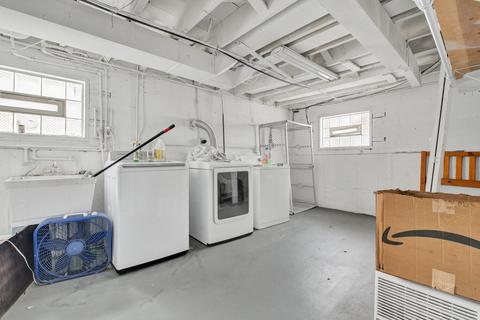 2343 E 104th St, Chicago, IL 60617 photo 18