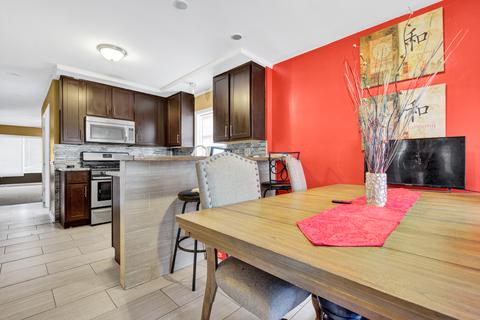 2343 E 104th St, Chicago, IL 60617 photo 10
