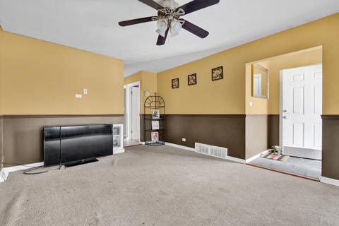 2343 E 104th St, Chicago, IL 60617 photo 3