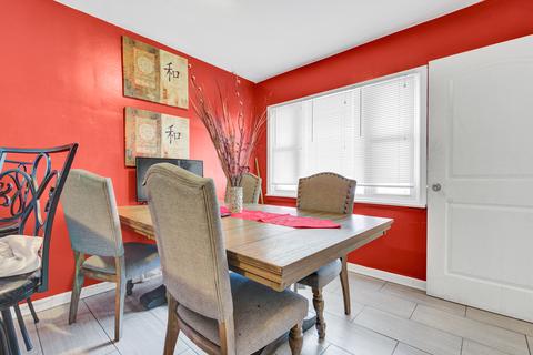 2343 E 104th St, Chicago, IL 60617 photo 9
