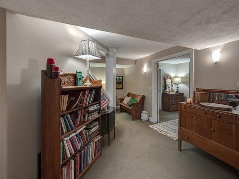 36 Conway Cir, Bloomington, IL 61704 photo 33