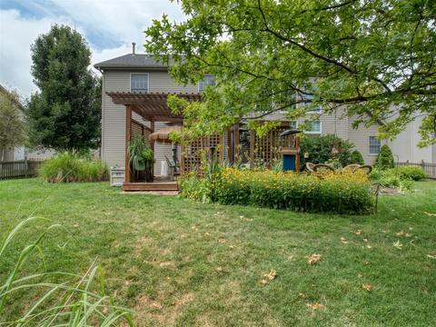 36 Conway Cir, Bloomington, IL 61704 photo 9