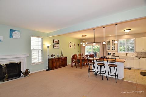 1920 Edinburgh Ln, Aurora, IL 60504 photo 7