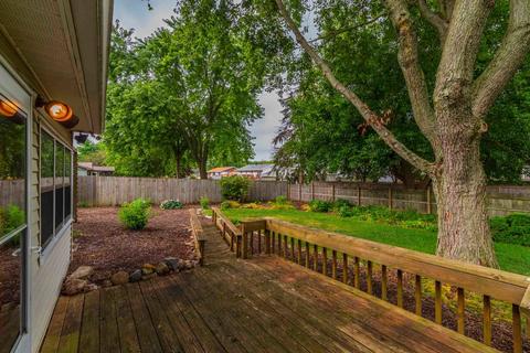 201 Cambridge Dr, Normal, IL 61761 photo 36
