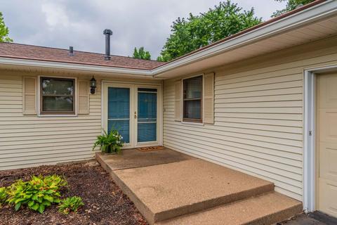 201 Cambridge Dr, Normal, IL 61761 photo 15