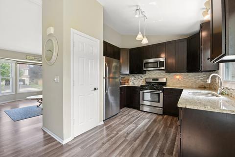 943 Shady Tree Ln, Wheeling, IL 60090 photo 5