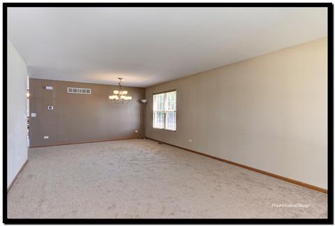 6515 Denali Ridge Dr, Plainfield, IL 60586 photo 2