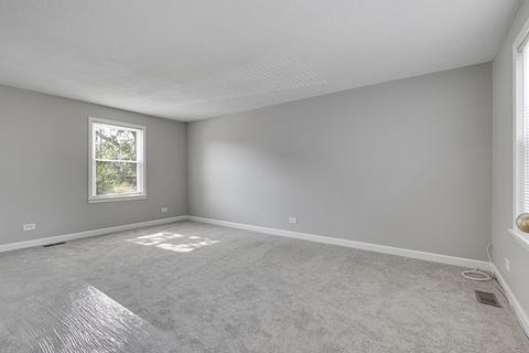 1933 Whitingham Ln, Hoffman Estates, IL 60195 photo 10