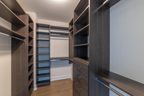 347 E 43rd St, Chicago, IL 60653 photo 9